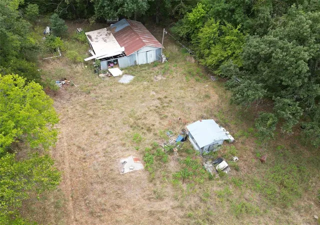 Photo 2 of Single family home for sale at 19549 W Us Hwy 70, Lone Grove, OK 73443 | MLS# 1250276 | Listing updated on 2026-10-05