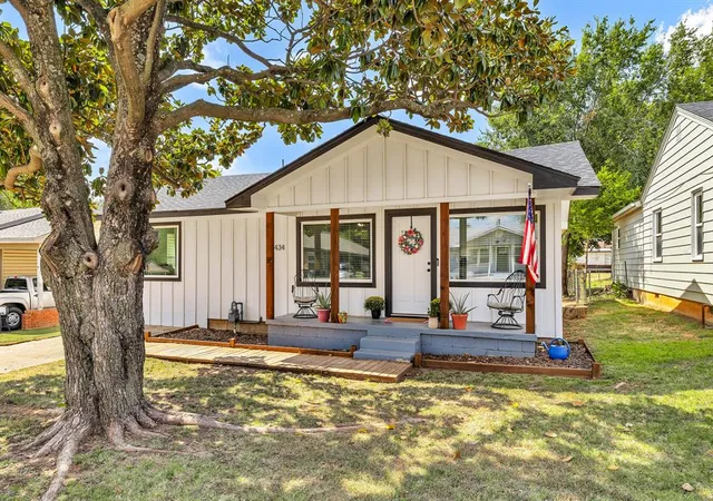 Photo 3 of Single family home for sale at 434 S 7th Street, Yukon, OK 73099 | MLS# 1250282 | Listing updated on 2026-09-24