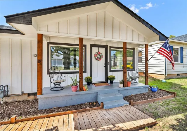 Photo 4 of Single family home for sale at 434 S 7th Street, Yukon, OK 73099 | MLS# 1250282 | Listing updated on 2026-09-24