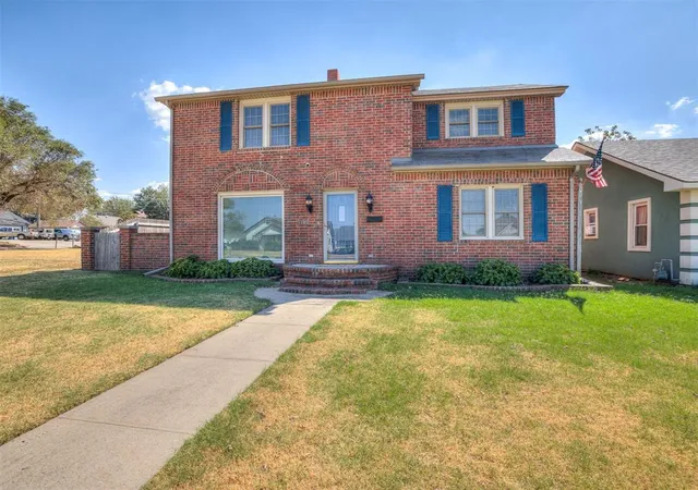 Photo 3 of Sale Pending at 1103 W Wade St, El Reno, OK 73036 | MLS# 1250285 | Listing updated on 2026-10-07