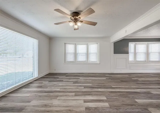 Photo 4 of Sale Pending at 1103 W Wade St, El Reno, OK 73036 | MLS# 1250285 | Listing updated on 2026-10-07