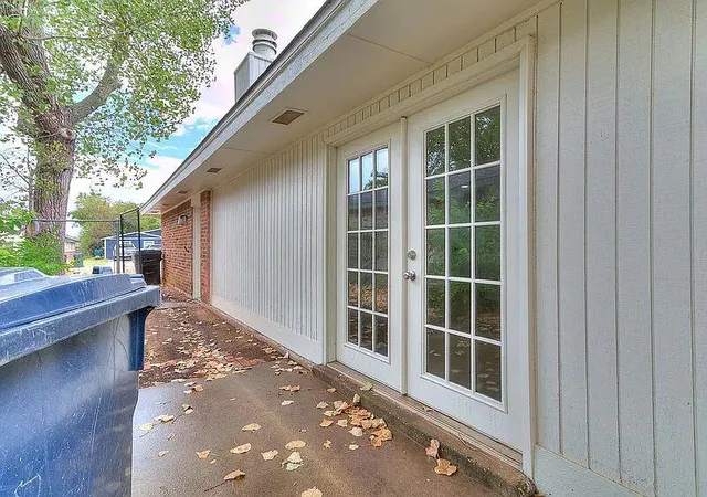 Photo 38 of Sale Pending at 800 NW 113th Street, Oklahoma City, OK 73114 | MLS# 1250296 | Listing updated on 2026-10-13