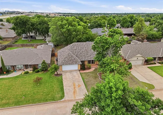 Photo 3 of Single family home for sale at 13404 Green Valley Dr, Oklahoma City, OK 73120 | MLS# 1250297 | Listing updated on 2026-10-08