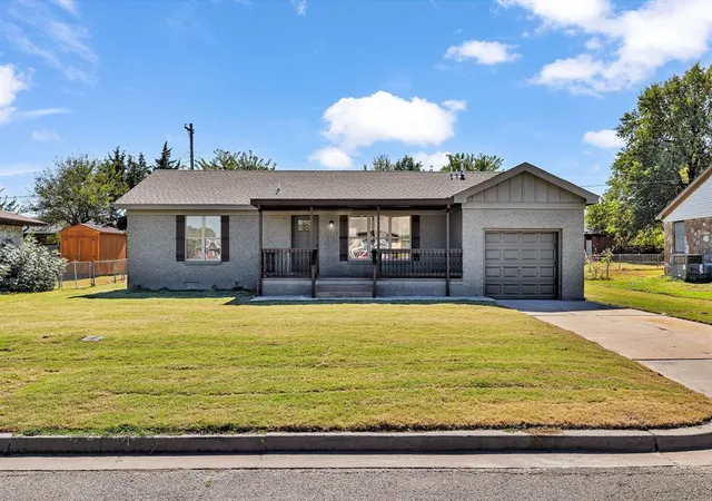 Photo 1 of Single family home for sale at 703 Thompson Dr, El Reno, OK 73036 | MLS# 1250298 | Listing updated on 2026-10-08