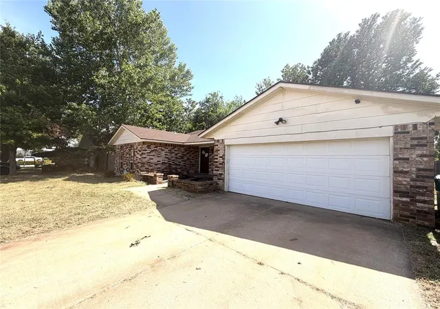 Photo 2 of Single family home for sale at 5136 SE 51st Street, Oklahoma City, OK 73135 | MLS# 1250300 | Listing updated on 2026-09-22