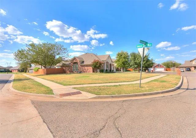 Photo 3 of Single family home for sale at 4100 Queensbury Ct, Norman, OK 73072 | MLS# 1250301 | Listing updated on 2026-09-23