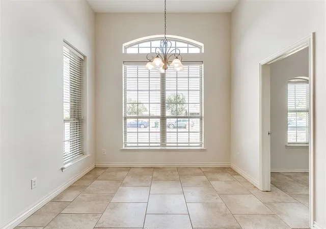 Photo 4 of Single family home for sale at 4100 Queensbury Ct, Norman, OK 73072 | MLS# 1250301 | Listing updated on 2026-09-23