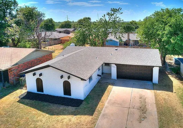 Photo 3 of Single family home for sale at 10917 N Mckinley Ave, Oklahoma City, OK 73114 | MLS# 1250304 | Listing updated on 2026-09-23