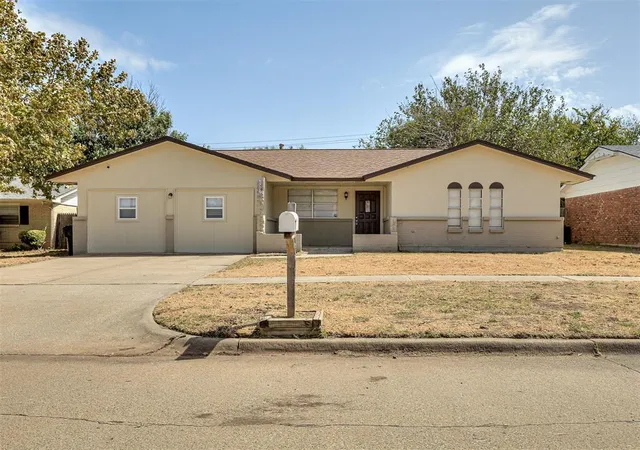 Photo 1 of Single family home for sale at 9404 S Winston Way, Oklahoma City, OK 73139 | MLS# 1250310 | Listing updated on 2026-09-23