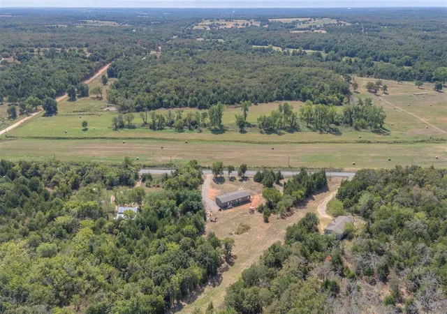 Photo 3 of Single family home for sale at 333846 E 990 Road, Wellston, OK 74881 | MLS# 1250316 | Listing updated on 2026-09-23