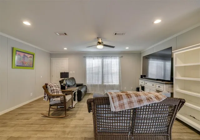 Photo 3 of Single family home for sale at 333846 E 990 Road, Wellston, OK 74881 | MLS# 1250316 | Listing updated on 2026-09-23