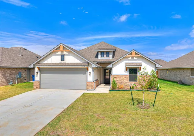 Single family home for sale at 628 Honey Ln, Shawnee, OK 74804 | MLS# 1250326