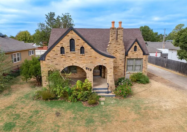 Photo 1 of Single family home for sale at 610 S Hoff Ave, El Reno, OK 73036 | MLS# 1250328 | Listing updated on 2026-09-23