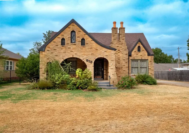Photo 3 of Single family home for sale at 610 S Hoff Ave, El Reno, OK 73036 | MLS# 1250328 | Listing updated on 2026-09-23