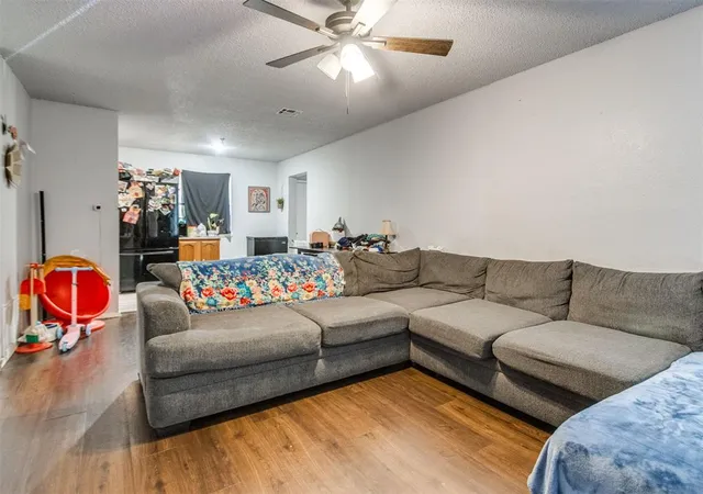 Photo 3 of Single family home for sale at 511 Holsey Dr, Noble, OK 73068 | MLS# 1250352 | Listing updated on 2026-09-22