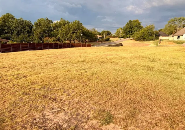 Land for sale at 1803 Larkin Ln, Shawnee, OK 74804 | MLS# 1250355