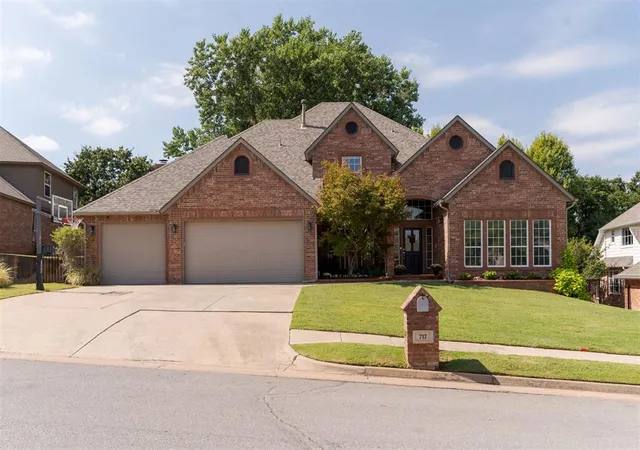 Photo 2 of Single family home for sale at 717 Fox Tail Dr, Edmond, OK 73034 | MLS# 1250357 | Listing updated on 2026-10-09