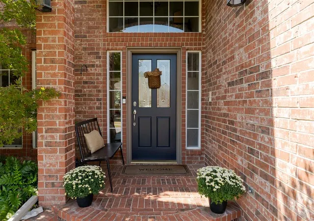 Photo 3 of Single family home for sale at 717 Fox Tail Dr, Edmond, OK 73034 | MLS# 1250357 | Listing updated on 2026-10-09