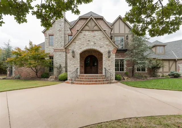 Photo 2 of Sale Pending at 1416 Territories Dr, Edmond, OK 73034 | MLS# 1250361 | Listing updated on 2026-10-07