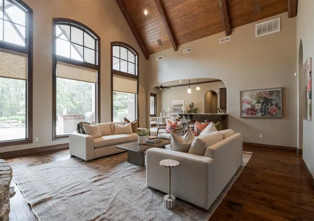 Photo 4 of Sale Pending at 1416 Territories Dr, Edmond, OK 73034 | MLS# 1250361 | Listing updated on 2026-10-07
