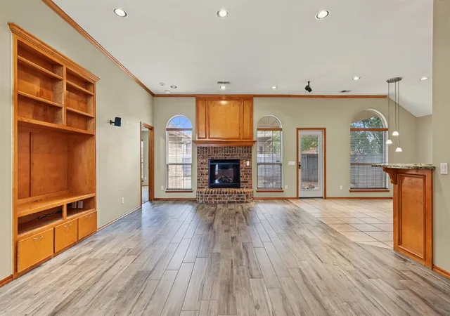 Photo 2 of Single family home for sale at 906 Renita St, Moore, OK 73160 | MLS# 1250365 | Listing updated on 2026-09-25