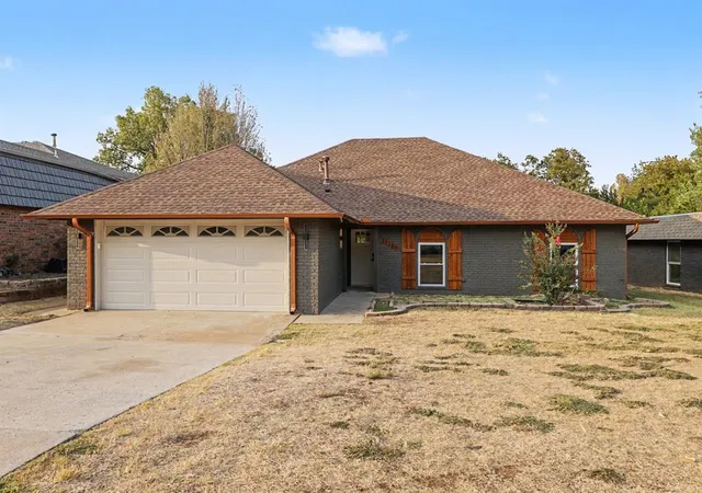 Single family home for sale at 11109 NW 112th Street, Yukon, OK 73099 | MLS# 1250367