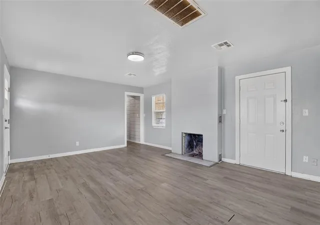 Photo 3 of Single family home for sale at 2340 Cashion Pl, Oklahoma City, OK 73112 | MLS# 1250372 | Listing updated on 2026-10-07