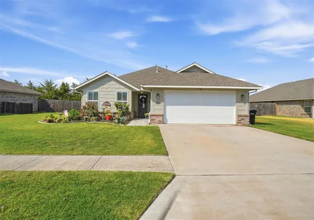 Photo 2 of Single family home for sale at 1509 Avalon Dr, Altus, OK 73521 | MLS# 1250373 | Listing updated on 2026-10-19