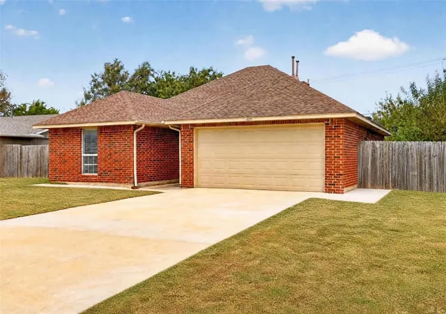 Single family home for sale at 601 NW 114th Street, Oklahoma City, OK 73114 | MLS# 1250387