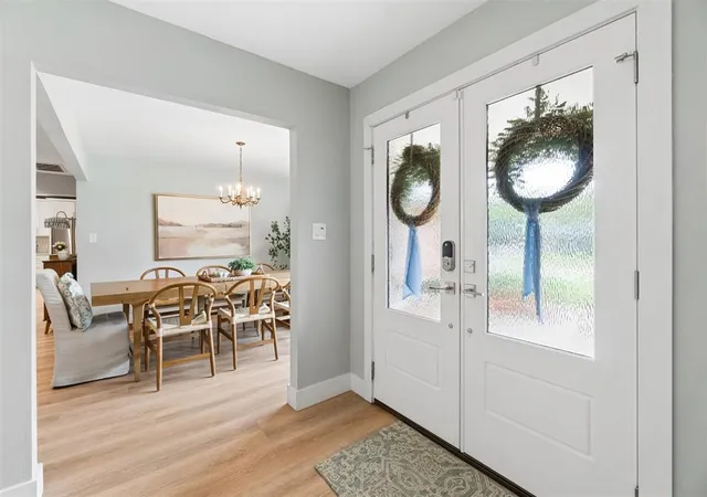 Photo 4 of Sale Pending at 4011 Briarcrest Dr, Norman, OK 73072 | MLS# 1250388 | Listing updated on 2026-09-25