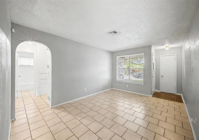 Photo 2 of Single family home for sale at 716 Lloyd Ave, Oklahoma City, OK 73130 | MLS# 1250394 | Listing updated on 2026-09-24