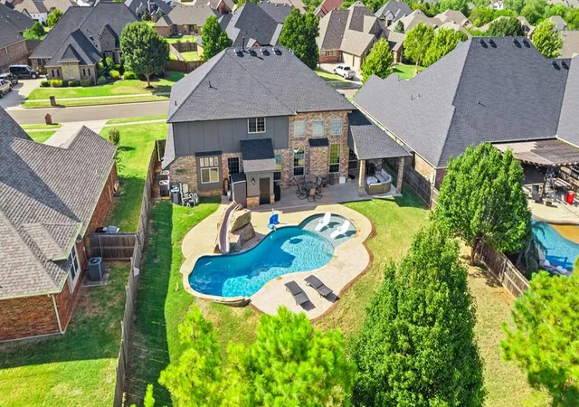 Photo 2 of Sale Pending at 19540 Talavera Ln, Edmond, OK 73012 | MLS# 1250399 | Listing updated on 2026-10-07