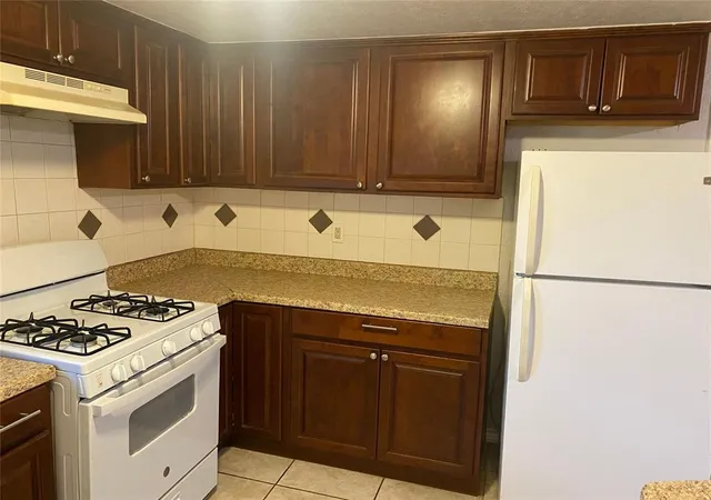 Photo 3 of Multi family home for sale at 216 Ne 4th Street #216, 218, Blanchard, OK 73010 | MLS# 1250407 | Listing updated on 2026-09-23