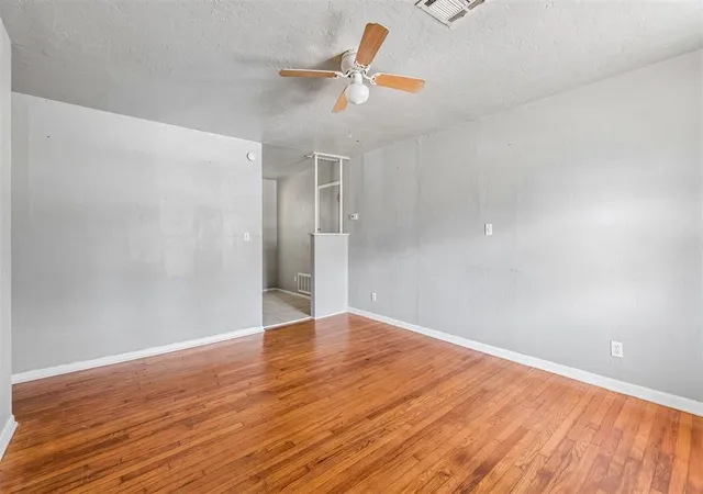 Photo 4 of Single family home for sale at 1117 Marydale Ave, Oklahoma City, OK 73130 | MLS# 1250412 | Listing updated on 2026-10-06