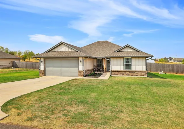 Photo 2 of Single family home for sale at 1938 Eli Ave, Tuttle, OK 73089 | MLS# 1250414 | Listing updated on 2026-09-23