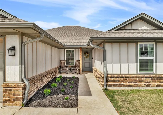 Photo 3 of Single family home for sale at 1938 Eli Ave, Tuttle, OK 73089 | MLS# 1250414 | Listing updated on 2026-09-23