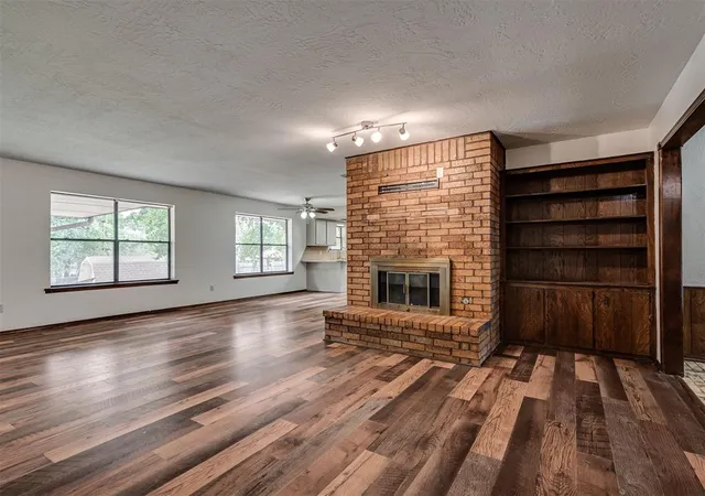 Photo 4 of Single family home for sale at 955 Buckwood Dr, Choctaw, OK 73020 | MLS# 1250424 | Listing updated on 2026-09-23