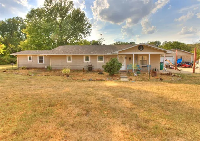 Single family home for sale at 11711 S Czech Hall Rd, Mustang, OK 73064 | MLS# 1250431