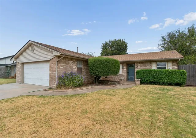 Photo 1 of Sale Pending at 1353 W Cedarbrook Ln, Oklahoma City, OK 73170 | MLS# 1250438 | Listing updated on 2026-10-20