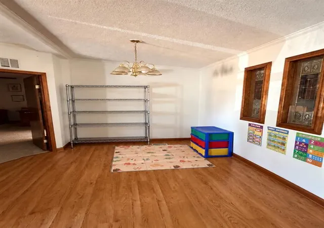 Photo 3 of Sale Pending at 101 Buckthorne Cir, Shawnee, OK 74804 | MLS# 1250439 | Listing updated on 2026-10-06