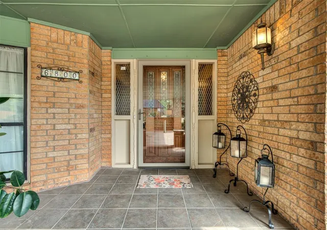 Photo 4 of Single family home for sale at 6800 Tanglewood Dr, Mustang, OK 73064 | MLS# 1250440 | Listing updated on 2026-09-26