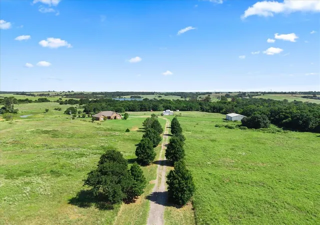 Photo 2 of Single family home for sale at 388 E County Rd 1470, Cement, OK 73017 | MLS# 1250443 | Listing updated on 2026-09-29