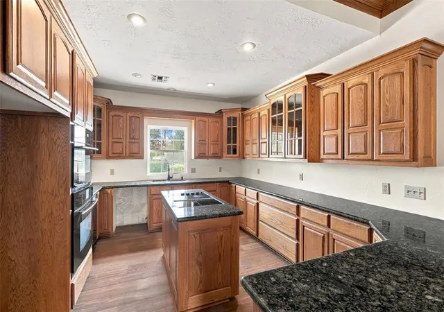 Photo 4 of Single family home for sale at 388 E County Rd 1470, Cement, OK 73017 | MLS# 1250443 | Listing updated on 2026-09-29