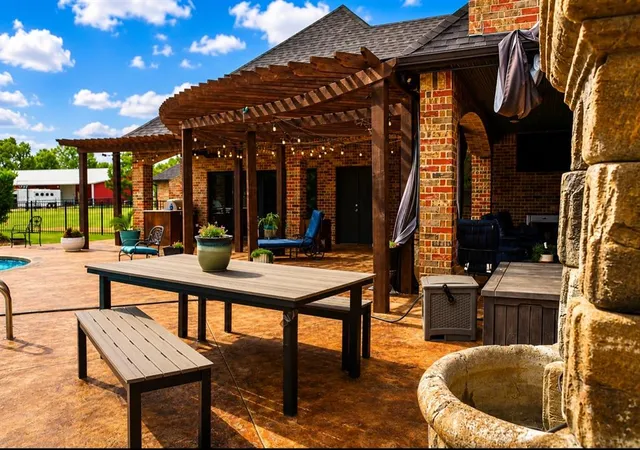 Photo 4 of Single family home for sale at 8825 Legacy Xing Rd, Oklahoma City, OK 73169 | MLS# 1250444 | Listing updated on 2026-09-30