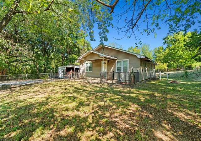 Single family home for sale at 902 W 4th Street, Ada, OK 74820 | MLS# 1250446
