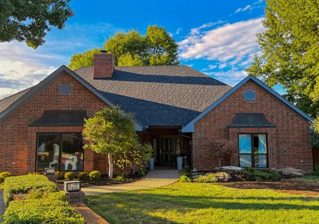 Photo 1 of Single family home for sale at 4205 N Upper Lake Dr, Norman, OK 73072 | MLS# 1250449 | Listing updated on 2026-10-19