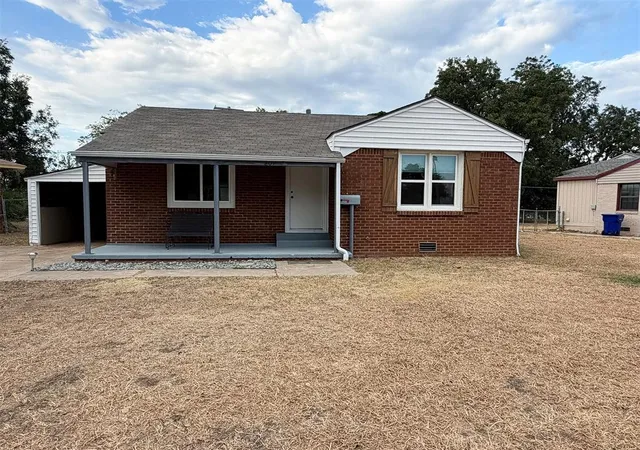 Photo 1 of Single family home for sale at 201 W Lockheed Dr, Oklahoma City, OK 73110 | MLS# 1250462 | Listing updated on 2026-10-07