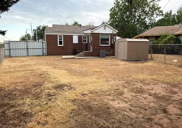 Photo 3 of Single family home for sale at 201 W Lockheed Dr, Oklahoma City, OK 73110 | MLS# 1250462 | Listing updated on 2026-10-07