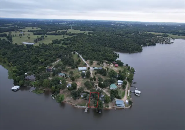 Photo 1 of Single family home for sale at 36441 Lakeside Dr, Wewoka, OK 74884 | MLS# 1250465 | Listing updated on 2026-09-29