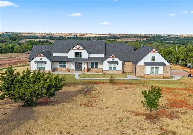 Photo 2 of Single family home for sale at 26551 Cypress Rd Nw, Calumet, OK 73014 | MLS# 1250466 | Listing updated on 2026-10-05